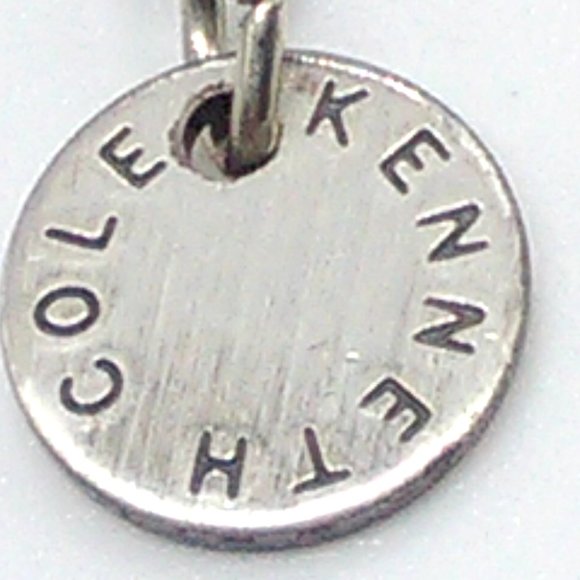 Kenneth Cole Beaded Wire Necklace 15-18" Lobster Clasp Signed - Picture 5 of 6